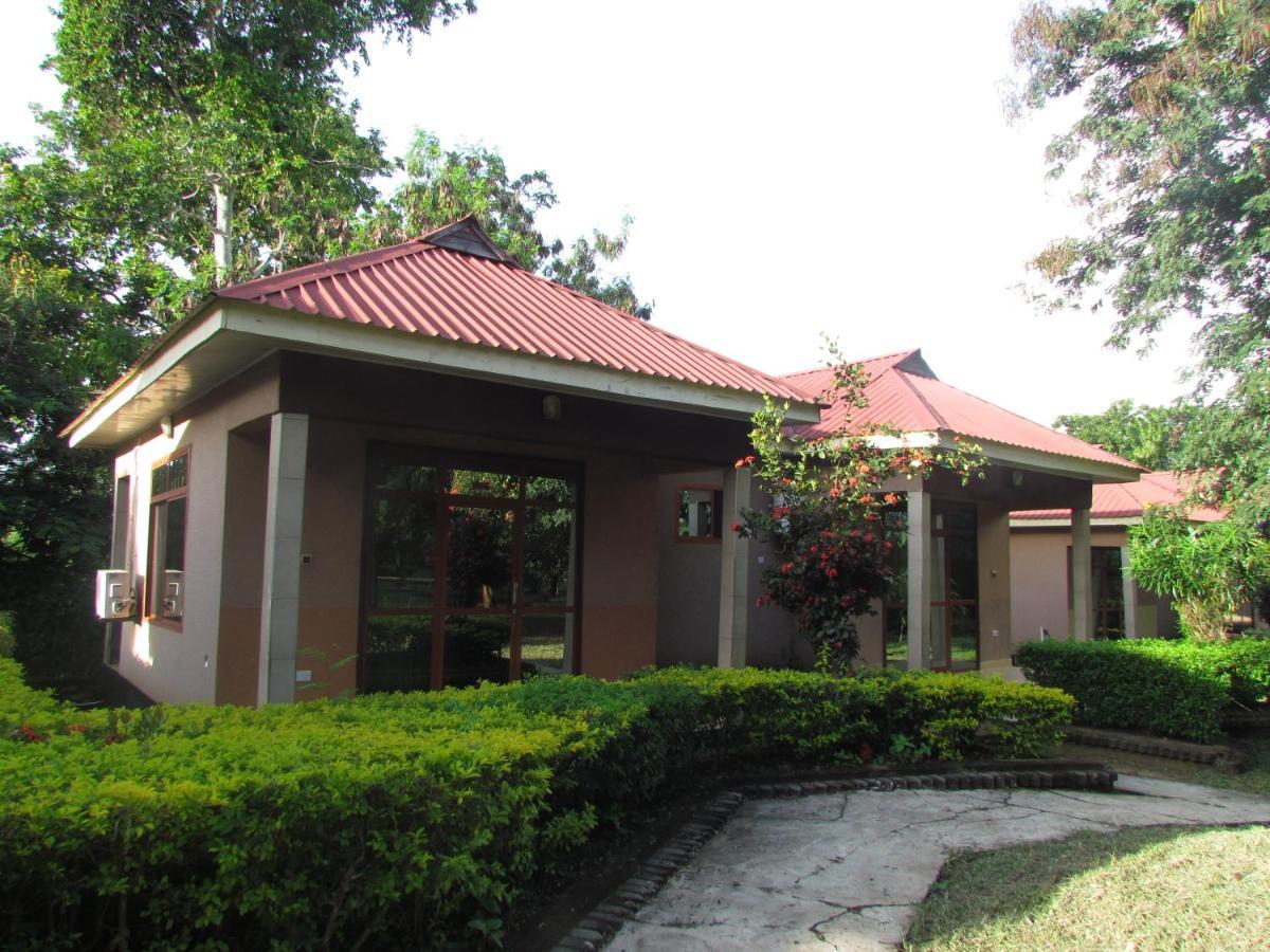 Mikumi Resort Hotel Exterior photo